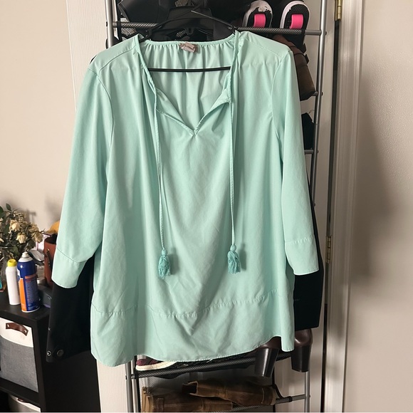 Chico's Green 3/4 Sleeve Tie Front Blouse - Picture 1 of 7